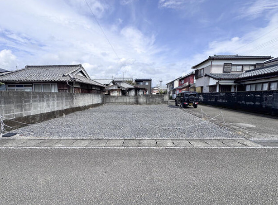 「開放感のある立地」香美市土佐山田町宝町2丁目　売地　建築条件無し