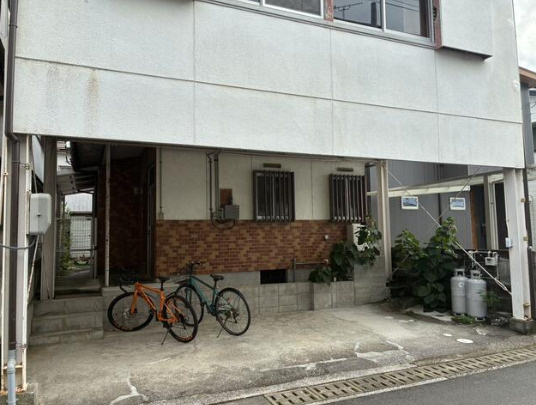 「アクセス良好」高知市高須東町　売地　建築条件無しの前面道路含む現地写真|アクセス良好で周辺施設も充実しております。
