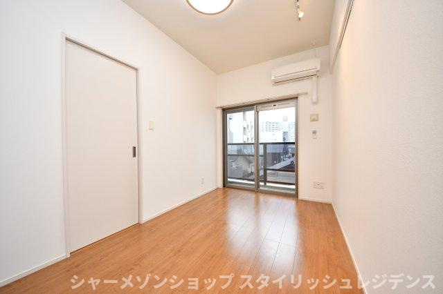 プルーム木町の洋室