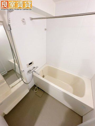 【浴室】 | アヴォワール丸の内