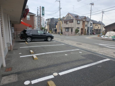 【駐車場】 | トリヴァンベール樋ノ口 | 車をお持ちの方に嬉しい駐車場付きの物件です
