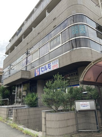 サクセスビルの画像