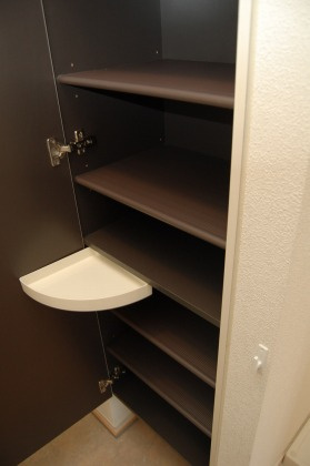 エクレール上小阪の収納