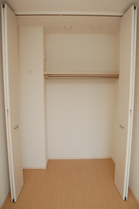 エクレール上小阪の収納