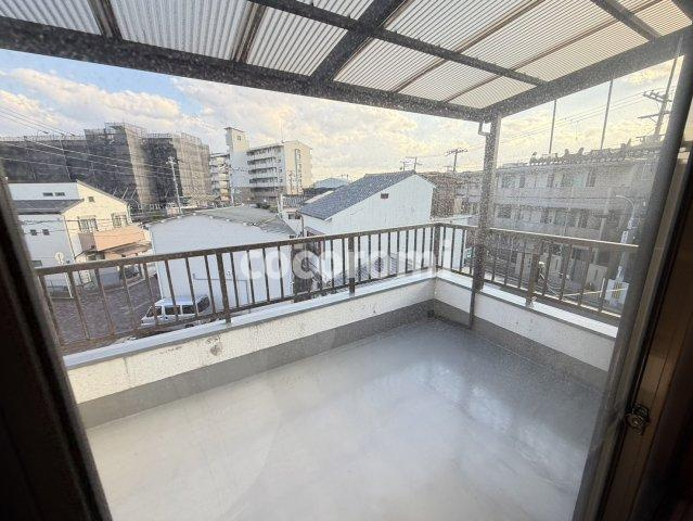 門真市本町大型戸建てのバルコニー