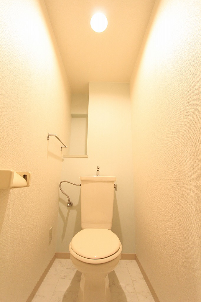 エスポワール竹越のトイレ|参考写真の為、現況を優先します。