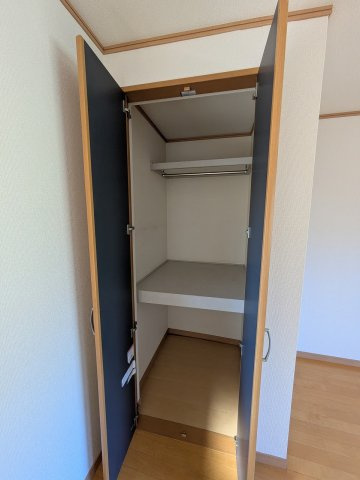 9808大江貸家の収納|２階の洋室の収納です