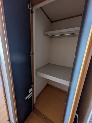 9808大江貸家のその他|廊下の収納です