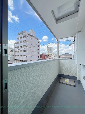 SQUARE中村区役所のバルコニー