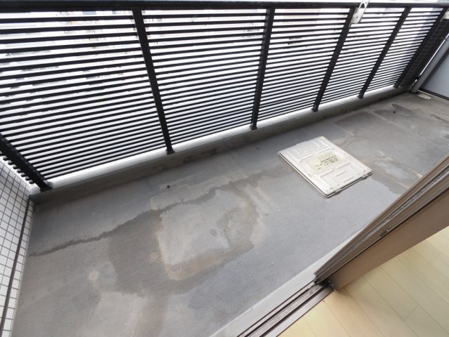 グランルージュ谷町六丁目のバルコニー