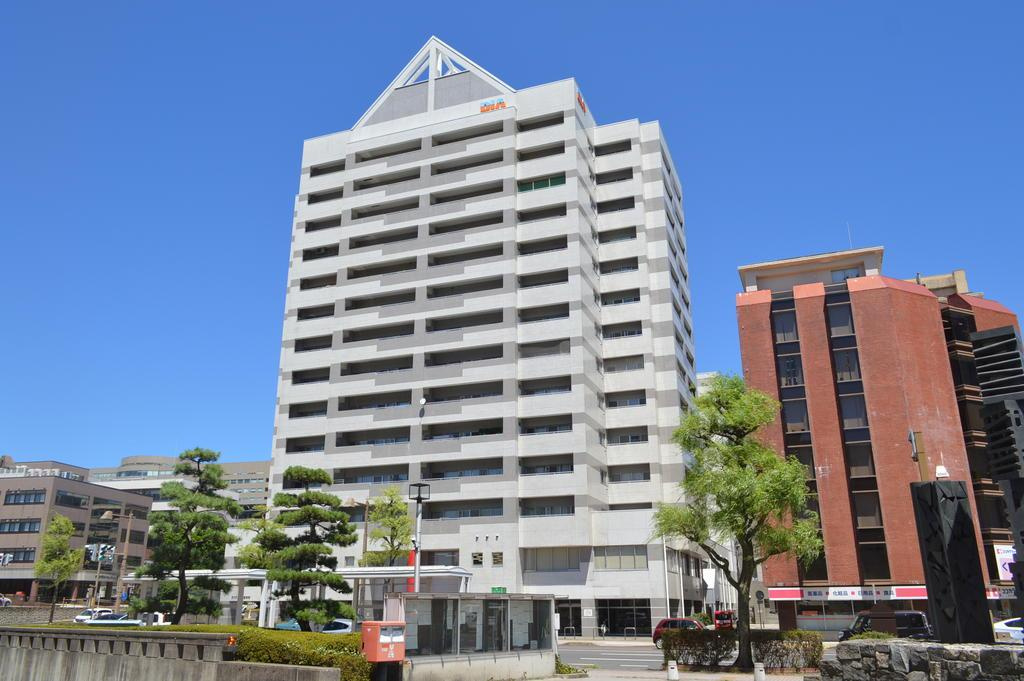 ダイアパレス医学町の外観