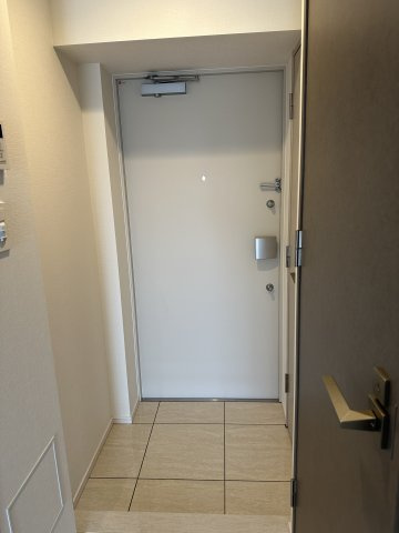 GENOVIA西新井の玄関