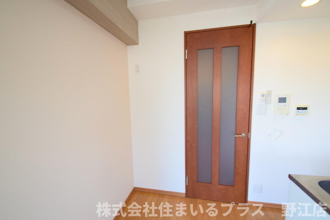 バルーンフラワー諏訪の居間・リビング