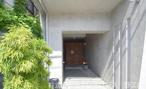 スリーゼ城のエントランス
