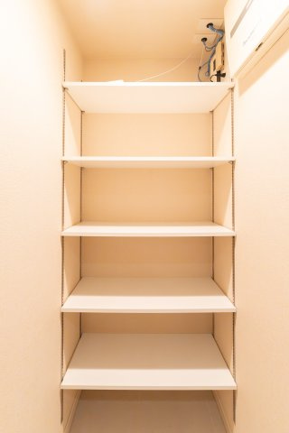 アデニウムタワー梅田イーストスクエアの収納