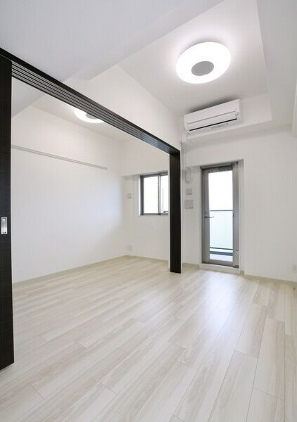 エステムコート名古屋黒川シャルマンの収納