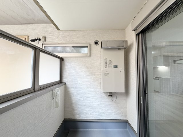 ラモーナ東大物町のバルコニー
