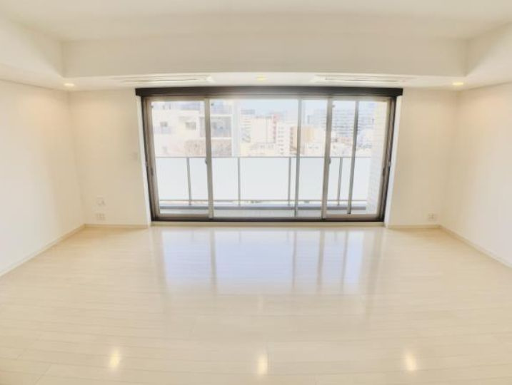 【居間・リビング】ＤＯＧＷＯＯＤ南麻布 