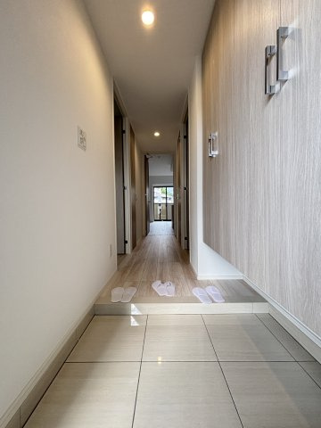 S-RESIDENCE愛宕SOUTHの玄関