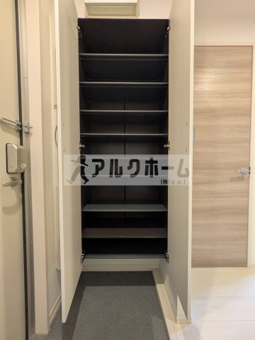 Re Court Luna Ａ棟（リコートルナ）の収納