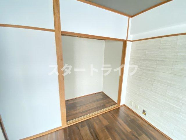 大阪市東淀川区東中島２丁目の賃貸マンションの収納