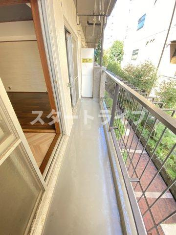 大阪市東淀川区東中島２丁目の賃貸マンションのバルコニー