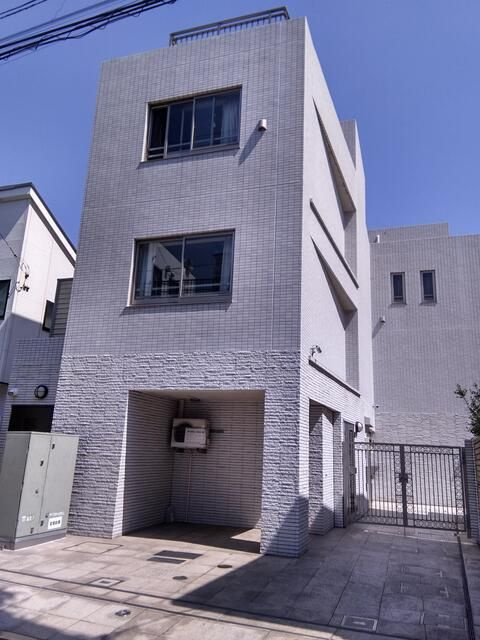 カテリーナ赤塚フレックスの外観