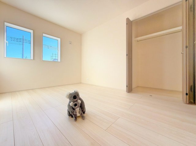 【洋室】 | 藤岡市藤岡　新築住宅 | 「どんな家具を置こうかな」とワクワクする。好みのこだわりのお部屋にしてじぶんだけの部屋でゆったりと寛げます。