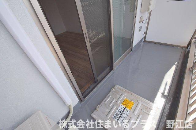 ヴィラナリー関目Ⅱのバルコニー