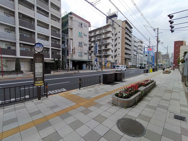 豊中市庄内東町５丁目の店舗事務所の駐車場