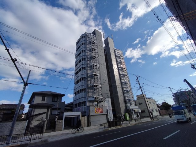 豊中市庄内東町５丁目の店舗事務所の駐車場