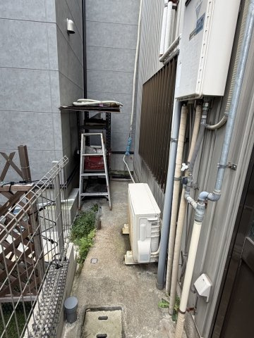 荒川2丁目倉庫