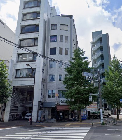 上野TKSビルの外観