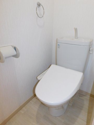 アンジェール高砂のトイレ|落ち着いたトイレです