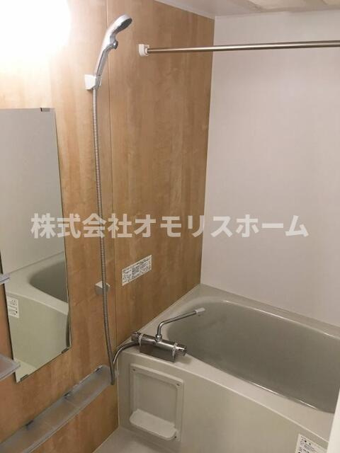 ラティエラ西蒲田の浴室