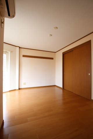 【寝室】 | ティンカーベルノワ