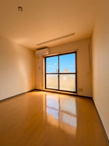 【内装】 | ベイグランデ | きれいな洋室です