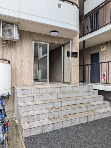 【エントランス】 | ベイグランデ | きれいなエントランスです