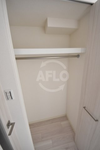 プレサンス京町堀の収納|プレサンス京町堀　クローゼット