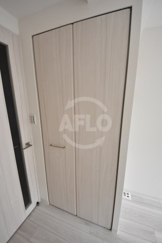 プレサンス京町堀の収納|プレサンス京町堀　クローゼット