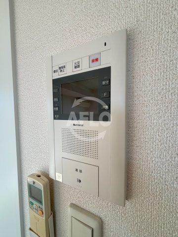 コスモリード谷町六丁目のセキュリティ|ドゥーエ谷町　TV付モニターフォン