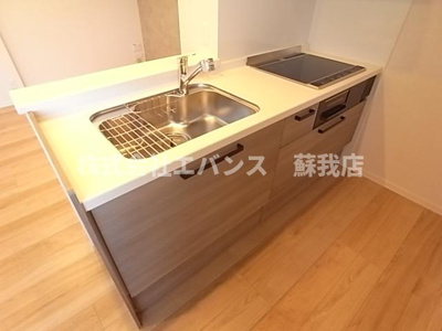 【キッチン】 | アヴェニール | 使いやすいキッチンです