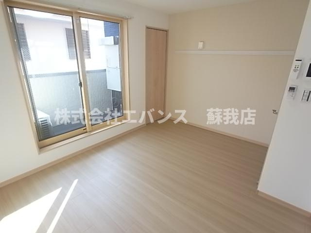【寝室】 | サウスサイドSOGA | 落ち着いて過ごせるお部屋なので、寝室にいかがでしょうか