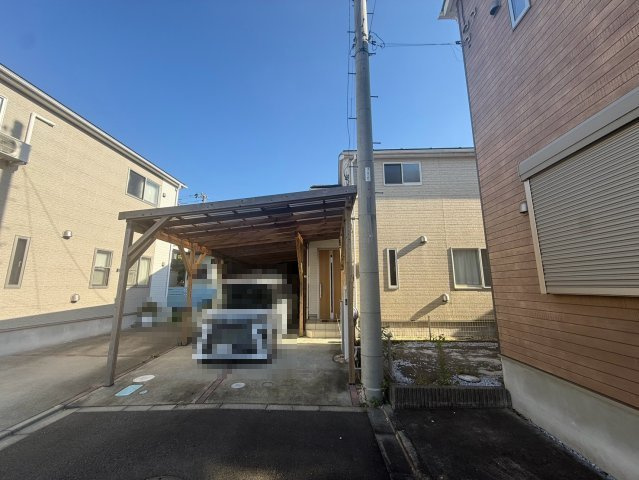 【駐車場】 | 相模原市緑区大島 ウッドデッキ付き庭　4LDK