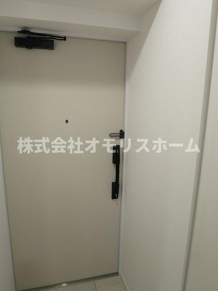 AZEST矢口渡の玄関