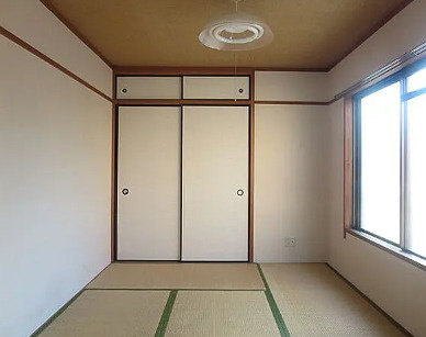 コーポイシイの和室