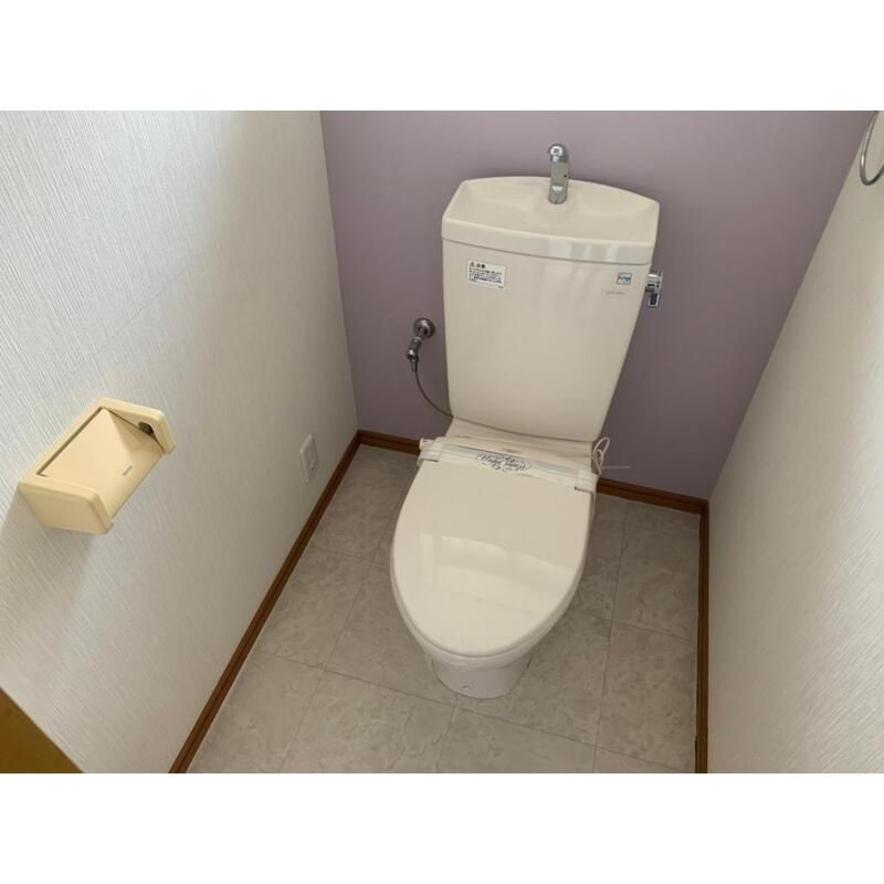 姫島２丁目戸建貸家のトイレ|トイレです