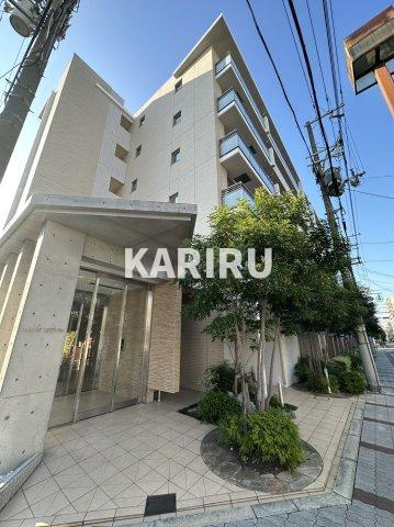 ノーブル関目のエントランス