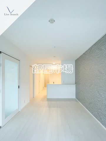 JU TOWER FRONT 亀沢の居間・リビング