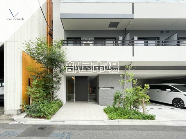 JU TOWER FRONT 亀沢のエントランス